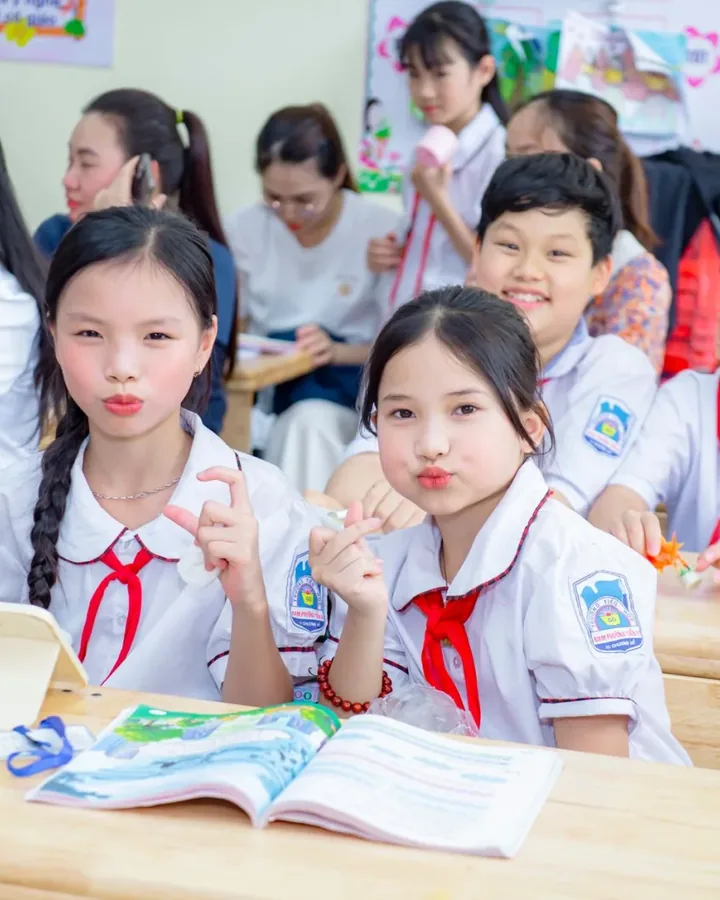 Sinh viên học tiếng Anh tại Huỳnh Phan Minh Trâm